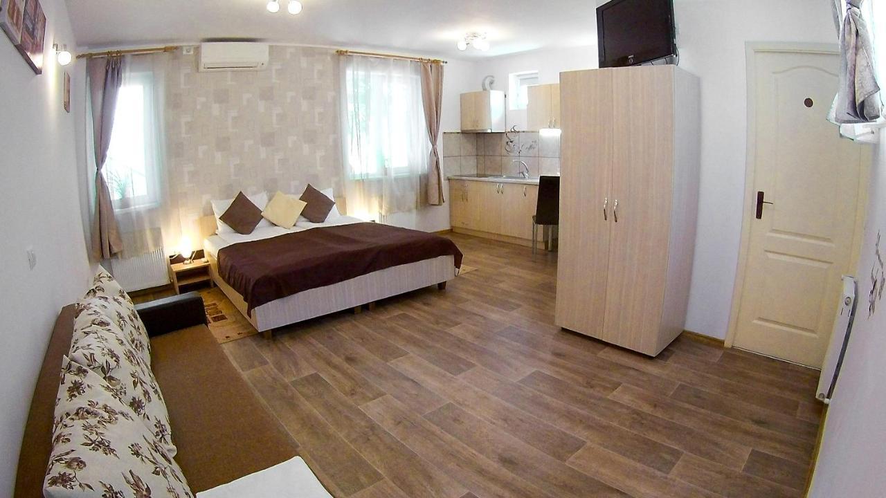 Nice & Cozy Apartments ทิมิชัวรา ภายนอก รูปภาพ