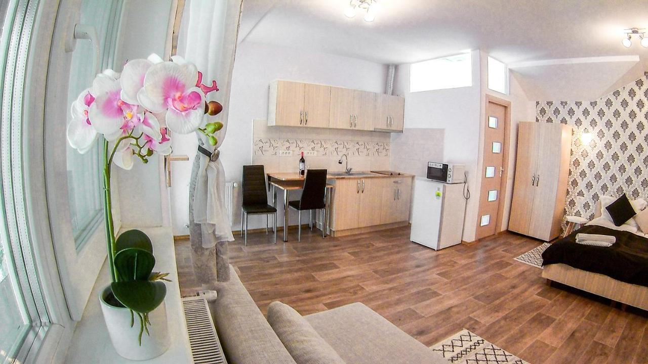 Nice & Cozy Apartments ทิมิชัวรา ภายนอก รูปภาพ