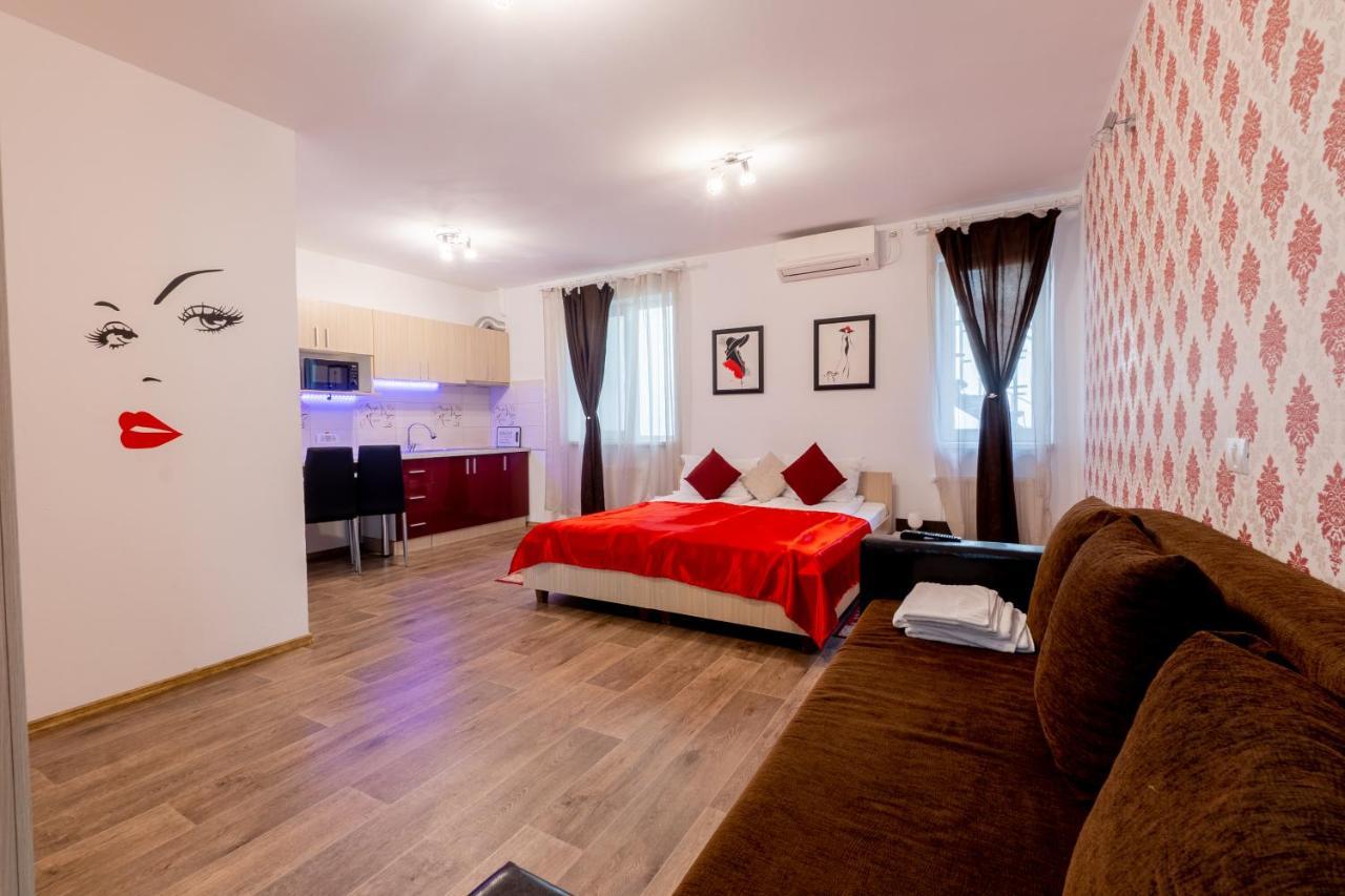 Nice & Cozy Apartments ทิมิชัวรา ภายนอก รูปภาพ