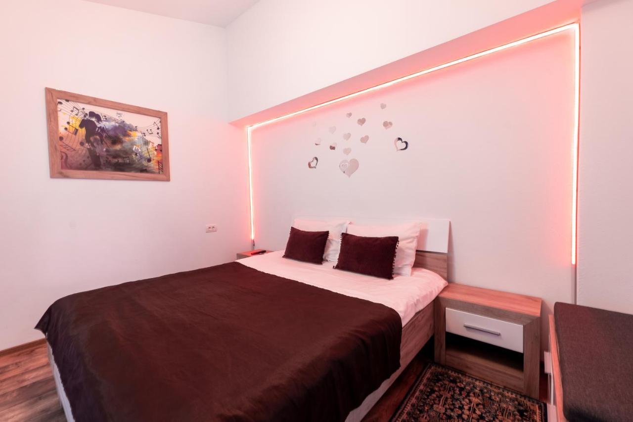 Nice & Cozy Apartments ทิมิชัวรา ภายนอก รูปภาพ